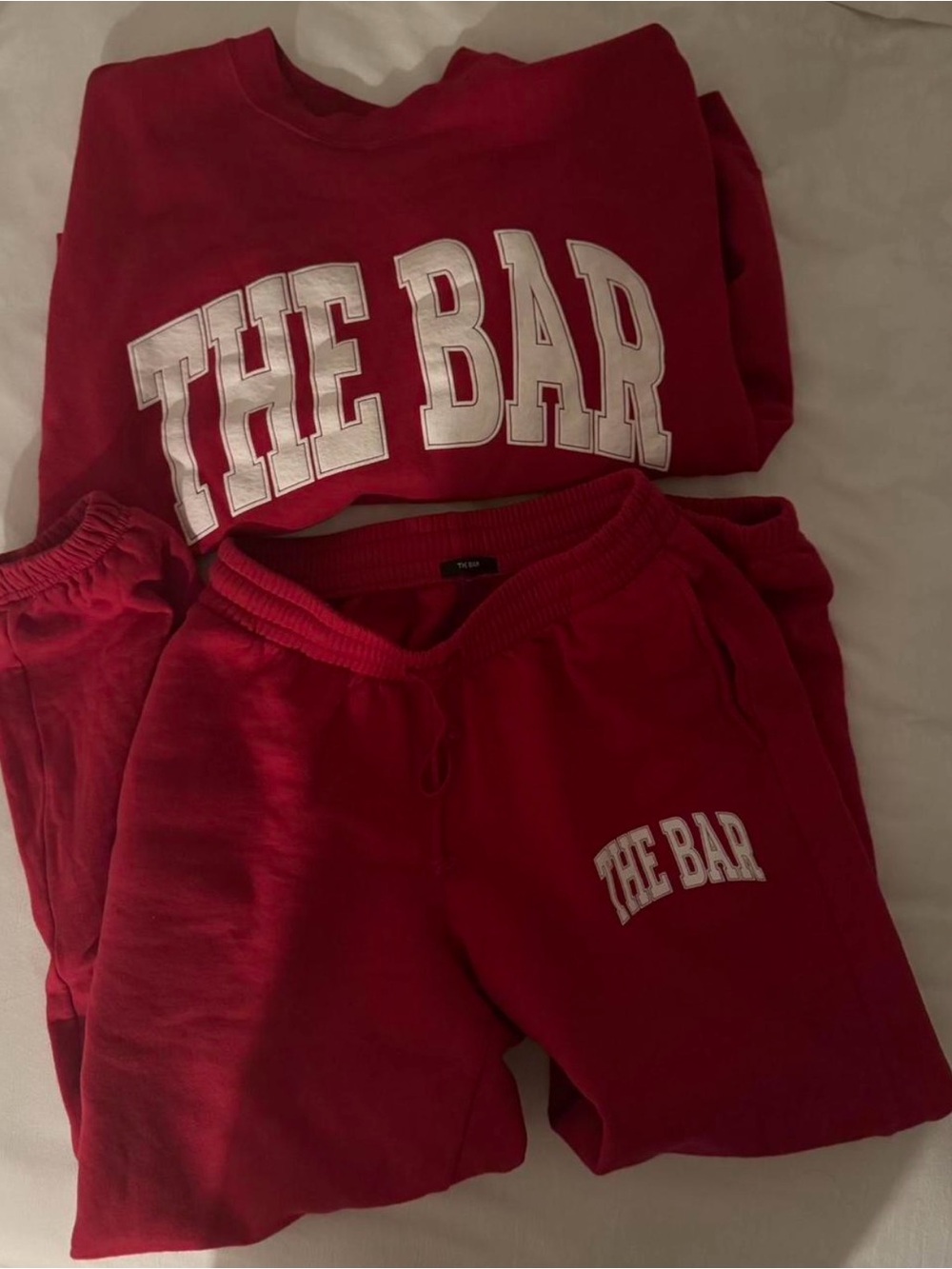 The bar Sweatset